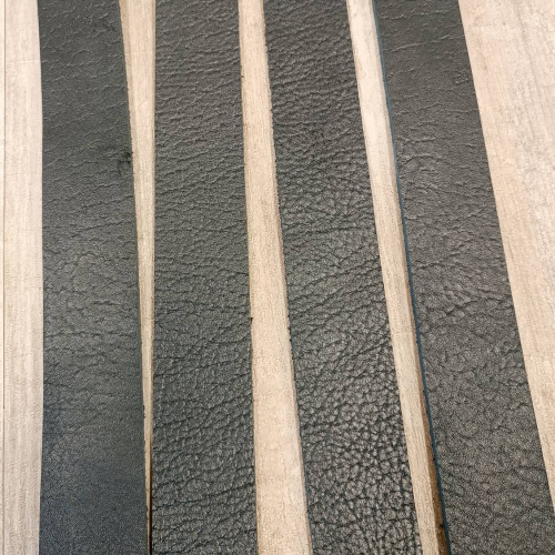 Заготовка для ремня комб. дубл. 39 мм толщ. 3,6 мм Чёрная Разбитая | Галерея фото | Pava.pro фото 4 Заготовка для ремня комб. дубл. 39 мм толщ. 3,6 мм Чёрная Разбитая ZR RU-Razbitay-Black - фото товара фото 4