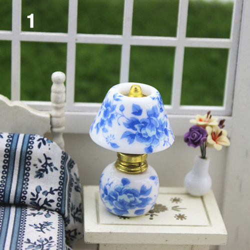 Лампа настольная для кукольного домика декоративная фото 3 Лампа настольная для кукольного домика декоративная фото 3