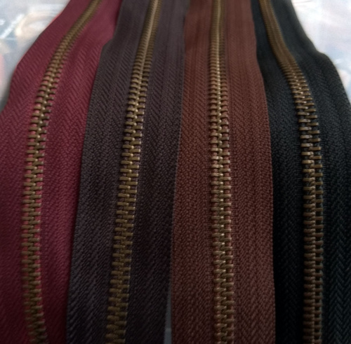 Молния металлическая №5 рулонная зубья под бронзу YKK Молния металлическая №5 рулонная зубья под бронзу YKK