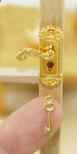 Ручка дверная для кукольной двери фото 3 Ручка дверная для кукольной двери фото 3