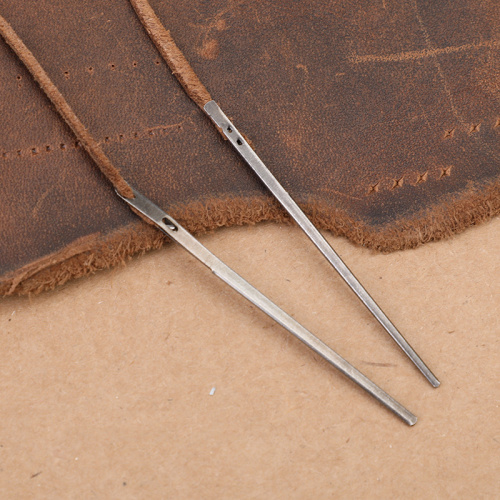 Иглы плоские с защипами для кожи