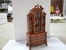 Шкаф-комод для кукол 3-х створчатый орех Миниатюра 1:12  - купить для кожевенного хобби