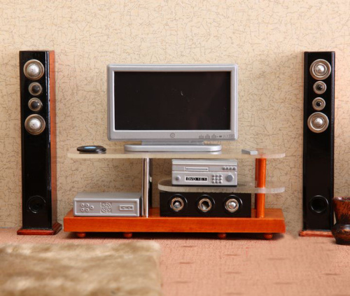 Музыкальный центр и телевизор на тумбе для кукольного дома | Галерея фото | Pava.pro Музыкальный центр и телевизор на тумбе для кукольного дома - фото товара