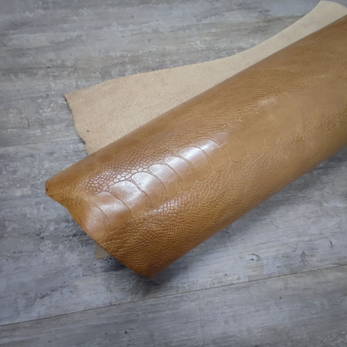 Кожа КРС 1,0 мм с тиснением Страус светлый