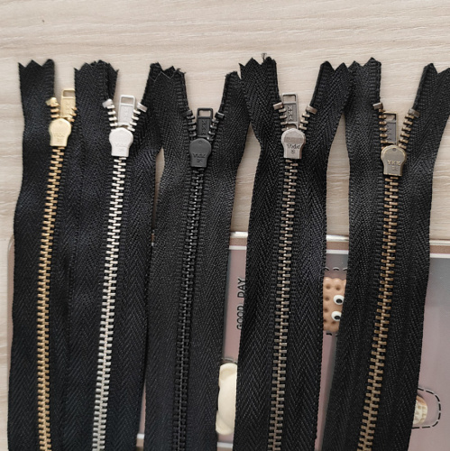 Молния металлическая №3 внутренняя YKK Япония фото 3 Молния металлическая №3 внутренняя YKK Япония фото 3