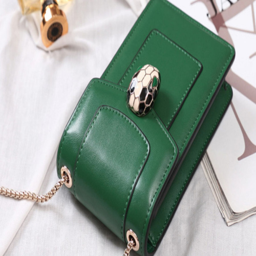 Шаблон-лекало Сумочка для телефона AAB-227 | Галерея фото | Pava.pro фото 3 Шаблон-лекало Сумочка для телефона AAB-227 AAB-227 - фото товара фото 3