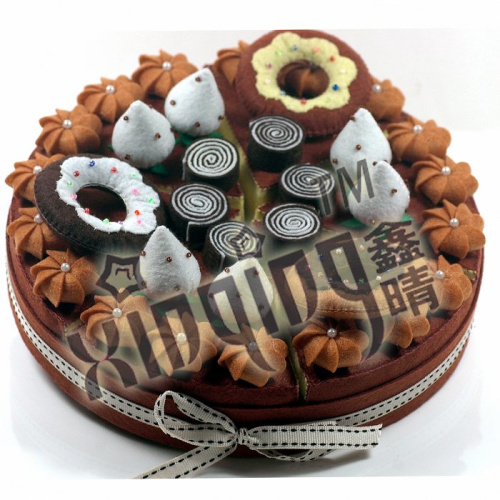 Вырубка из фетра Торт кусочками шоколадный | Галерея фото | Pava.pro Вырубка из фетра Торт кусочками шоколадный - фото товара