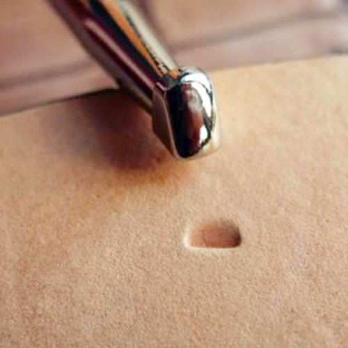 Штамп для тиснения по коже B 702 А LS | Галерея фото | Pava.pro Штамп для тиснения по коже B 702 А LS LS B 702 А - фото товара