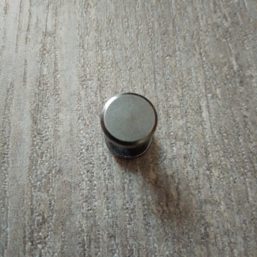 Винт ременной d=10 мм плоский Латунь, черно-серый фото 6 Винт ременной d=10 мм плоский Латунь, черно-серый фото 6