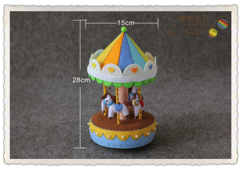 Вырубка из фетра Карусель с лошадками | Галерея фото | Pava.pro Вырубка из фетра Карусель с лошадками - фото товара