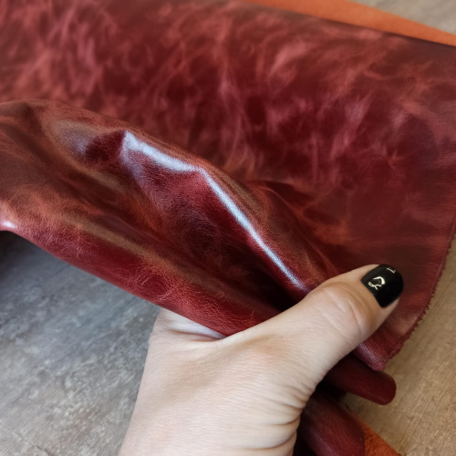 Кожа Пулл-Ап восковый 1,3 мм Красное дерево фото 6