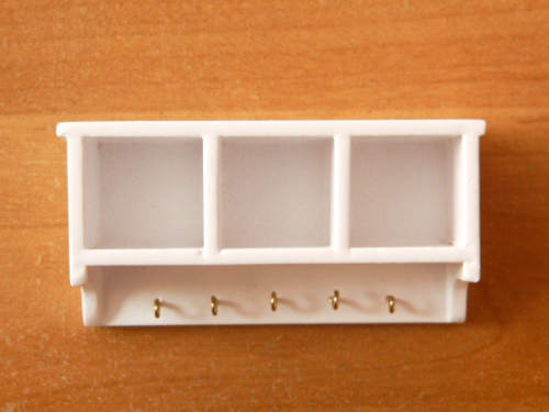 Полочка для кукол навесная белая | Галерея фото | Pava.pro Полочка для кукол навесная белая - фото товара