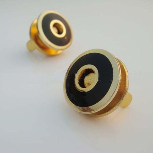 Застежка магнитная зажимная 17 мм черная с золотом  HY244 - фото товара