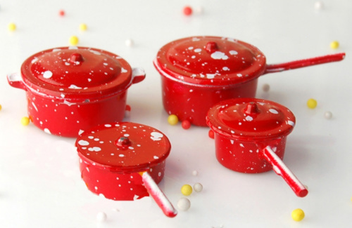 Кастрюли и сковородка для кукольной кухни фото 3