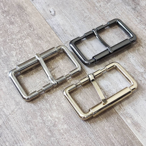 Пряжка 50 мм с имитацией ролика Z2522 Пряжка 50 мм с имитацией ролика Z2522