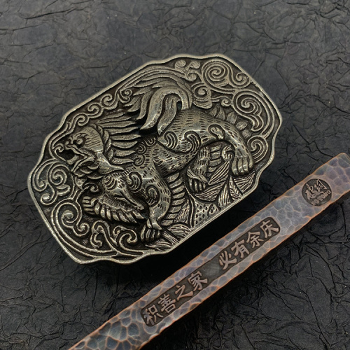 Пряжка для ремня декоративная, с шипом 38 мм Лев фото 4