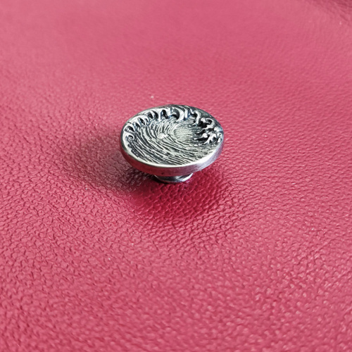 Кончо для кожаных изделий 18 мм Волна латунь | Галерея фото | Pava.pro фото 3 Кончо для кожаных изделий 18 мм Волна латунь KM H18 - фото товара фото 3