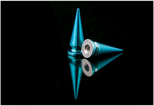 Шипы декоративные конусные длинные фото 9