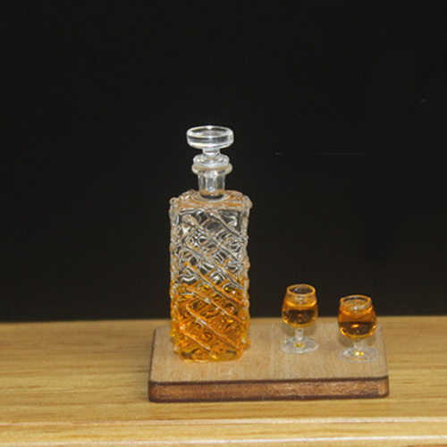 Графин с рюмками для кукольного дома | Галерея фото | Pava.pro Графин с рюмками для кукольного дома - фото товара