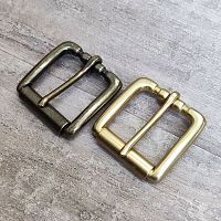 Пряжка 40 мм латунная с роликом L92