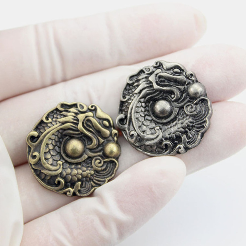 Кончо для кожаных изделий 24 мм Дракон с бусинами фото 2 Кончо для кожаных изделий 24 мм Дракон с бусинами фото 2