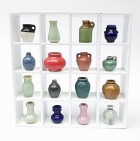Керамические вазы и кувшины для кукольного дома