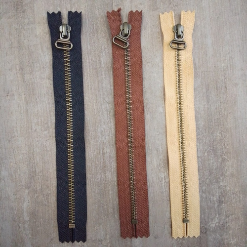 Молния металлическая №5 20 см зубья под бронзу/антик YKK Япония фото 2