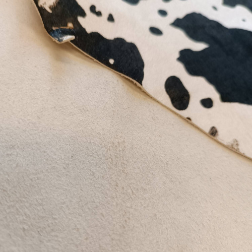 Кожа с ворсом КРС 1,2-1,4 мм Корова бело-чёрная фото 2
