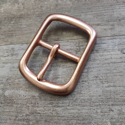 Пряжка 38 мм для ремня медная M661 | Галерея фото | Pava.pro Пряжка 38 мм для ремня медная M661 PR M661 - фото товара