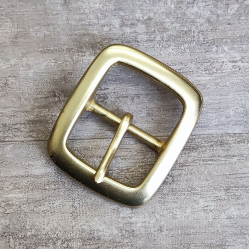 Пряжка 42 мм латунная с перекладиной L-122 | Галерея фото | Pava.pro Пряжка 42 мм латунная с перекладиной L-122 PR 42L-122 - фото товара