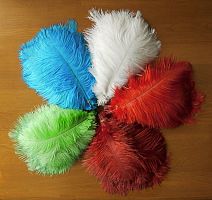 Перо страуса 20-25 см 