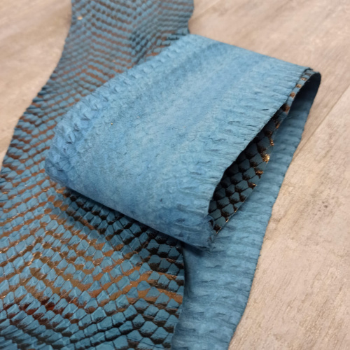 Кожа Питона 0,5 мм Темно голубой | Галерея фото | Pava.pro фото 4 Кожа Питона 0,5 мм Темно голубой PIton30 - фото товара фото 4