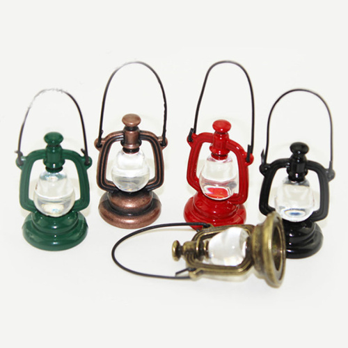 Лампа переносная для кукольного домика декоративная Лампа переносная для кукольного домика декоративная