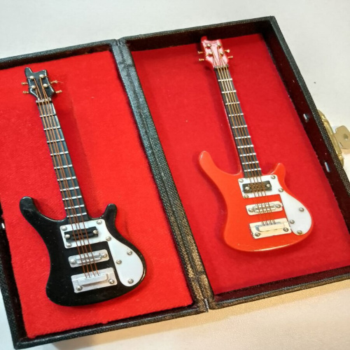 Гитара для куклы фото 2 Гитара для куклы фото 2