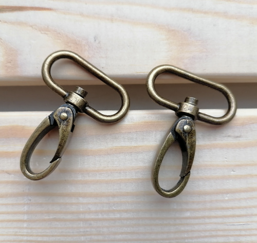 Карабин металлический 32, 38 мм, арт. YD114 Карабин металлический 32, 38 мм, арт. YD114