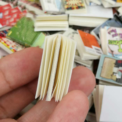 Книги бумажные для кукольного дома поштучно  B130 - фото товара фото 2