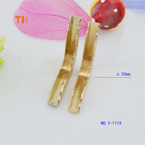 Уголок металлический для сумок Y-1174 фото 2