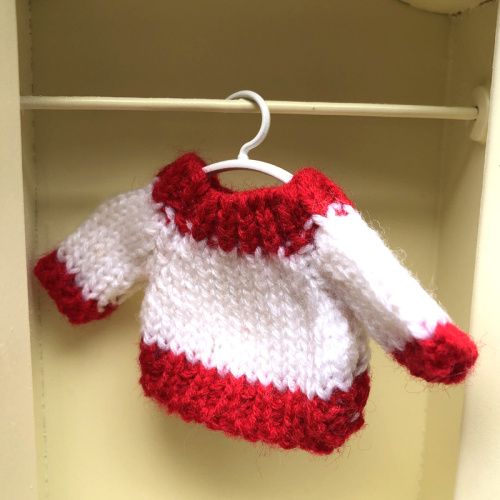 Вешалки для кукольной одежды Разные цвета фото 2