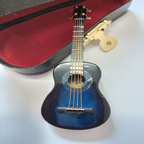 Гитара для куклы фото 9 Гитара для куклы фото 9