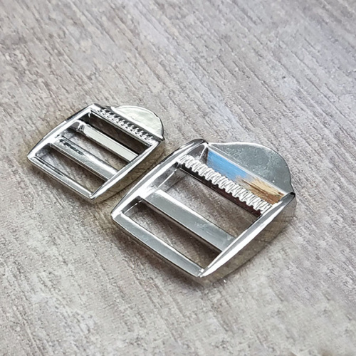 Пряжка-регулятор трехщелевая 20-25 мм арт. 2002 фото 4