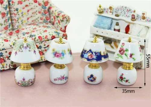 Лампа настольная для кукольного домика декоративная Лампа настольная для кукольного домика декоративная