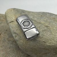 Замок 12х6 мм для плоских браслетов Подсолнух  - купить для кожевенного хобби