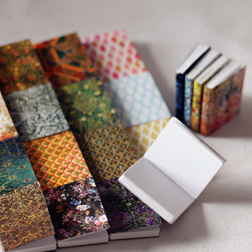 Тетради бумажные 4 шт для кукольного дома Тетради бумажные 4 шт для кукольного дома