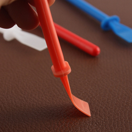 Шпатель для нанесения химии полипропилен   - фото товара