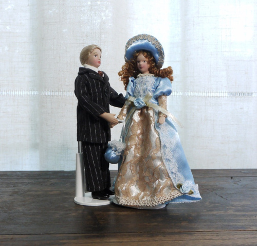 Кукла Мужчина в костюме Миниатюра 1:12 | Галерея фото | Pava.pro Кукла Мужчина в костюме Миниатюра 1:12 - фото товара