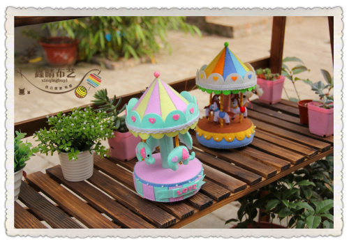 Вырубка из фетра Карусель со слониками  FT XQ-1730 - фото товара фото 7