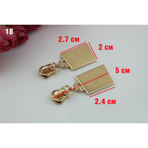 Бегунок с пуллером для молнии №5 под золото фото 2 Бегунок с пуллером для молнии №5 под золото фото 2