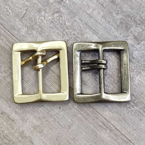 Пряжка 40 мм латунная с перекладиной два язычка L477 фото 2