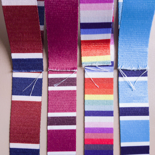 Лента ременная 38 мм Цветная полоска пэ фото 2