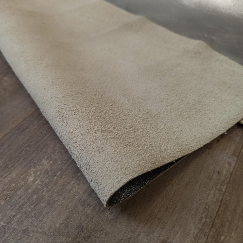 Кожа КРС 1 мм с покр. Серебро фото 3